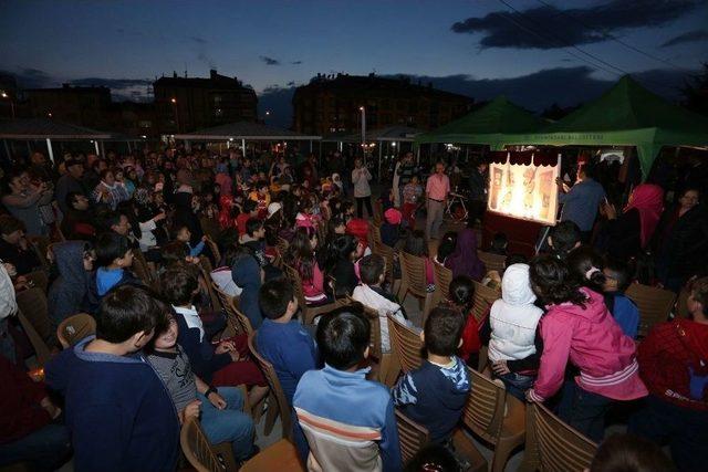 5 Bin Kişi Yenikent&rsquo;teki İftarda Bir Araya Geldi 3