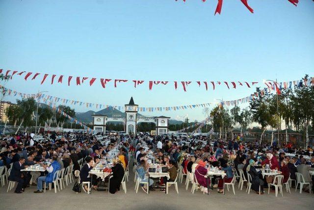 Ak Parti İl Başkanlığından 4. Ahde Vefa İftar Programı 1