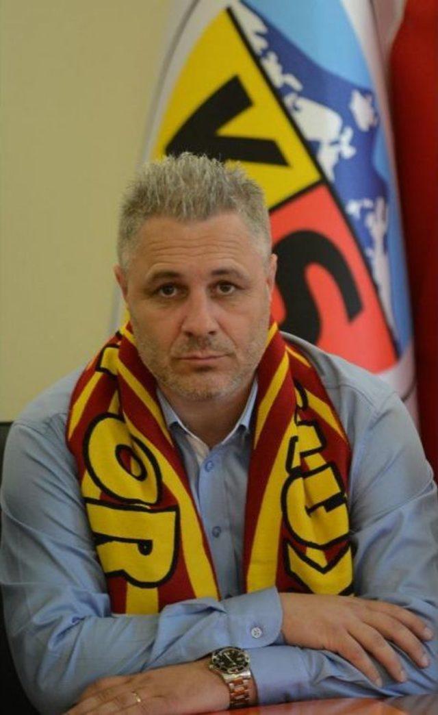 Kayserispor'un Yeni Teknik Direktörü Sumudica Için Imza Töreni