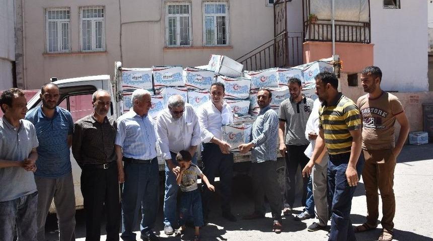 Akyad&rsquo;dan Bin 200 Aileye Ramazan Yardımı