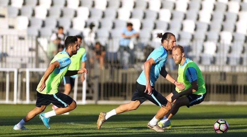 Olcay Şahan Ve Yusuf Yazıcı&rsquo;nın Kıskandıran Uyumu