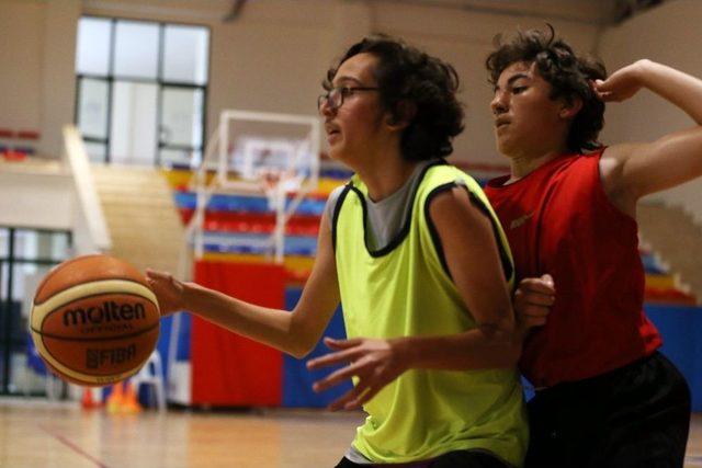 Eskişehir Basket&rsquo;te Altyapı &Ccedil;alışmaları Başladı 2