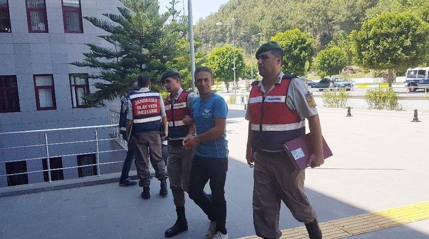 Manavgat&rsquo;ta &Ccedil;ok Sayıda Su&ccedil;tan Aranan 1 Kişi Tutuklandı