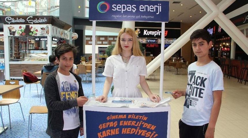 Sepaş Enerjiden D&uuml;zceli &Ccedil;ocuklara Karne Hediyesi