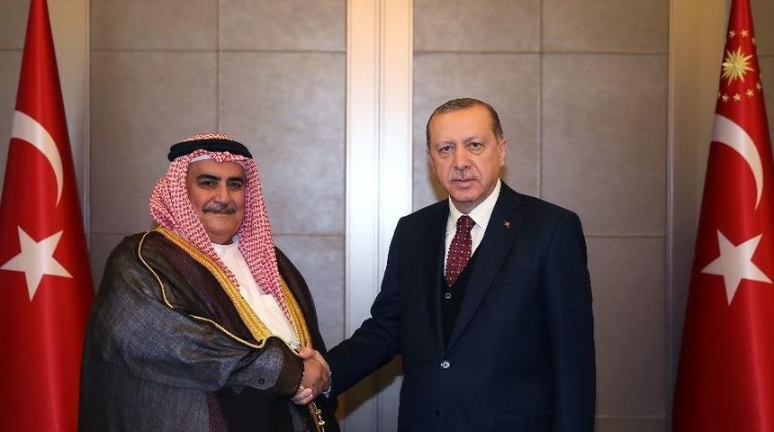 Cumhurbaşkanı Erdoğan, Bahreyn Dışişleri Bakanı Al-khalıfa&rsquo;yı Kabul Ediyor