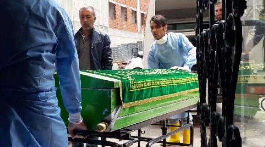 K&ouml;yde Silahlı Kavga: 1 &Ouml;l&uuml;, 1 Yaralı