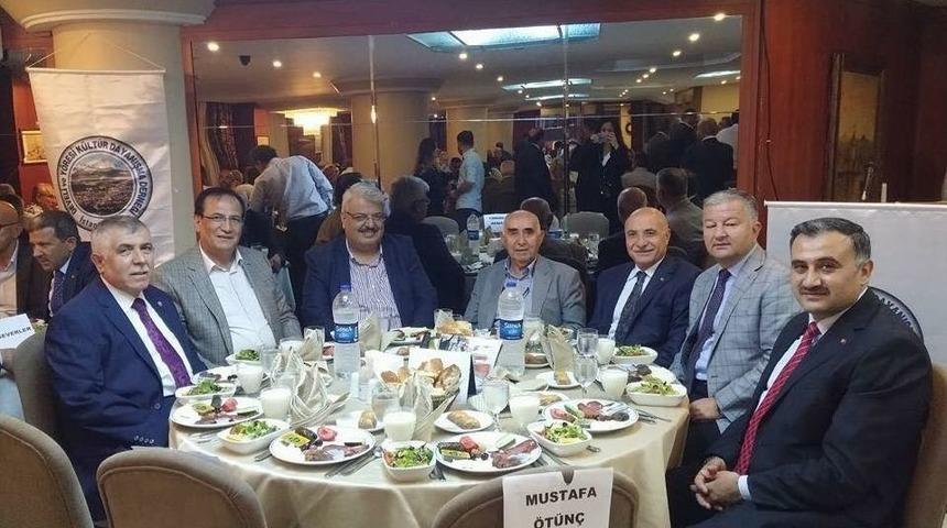 Develiler İstanbul’da Buluştu