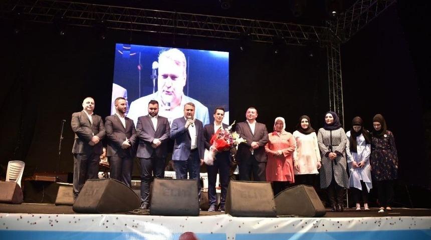 Balkan Ezgileri Manisalıları Mest Etti