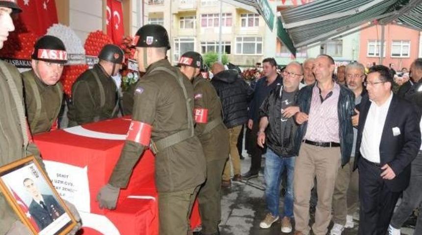 Şehit Uzman Onbaşı Zengin, Giresun&rsquo;Da Toprağa Verildi