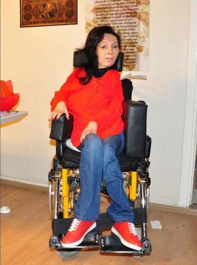 Hatice, Hastalığına Inat Yaşamayı Se&ccedil;ip Rol Model Oldu 2