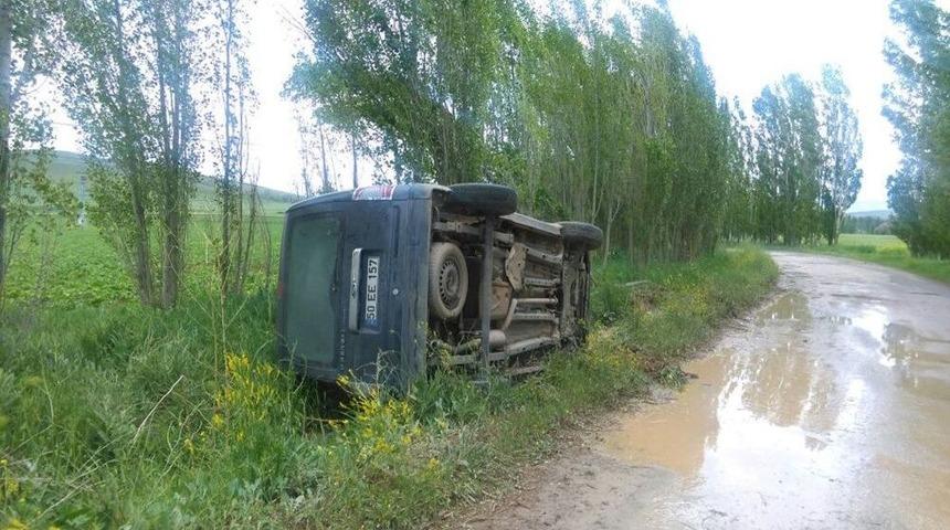 Sivas&rsquo;ta Trafik Kazası: 3 Yaralı