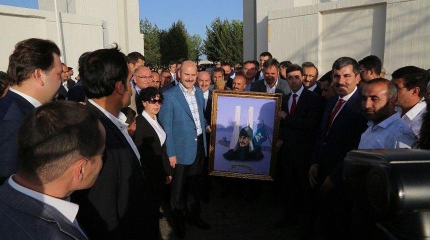 İ&ccedil;işleri Bakanı S&uuml;leyman Soylu Malazgirt&rsquo;te