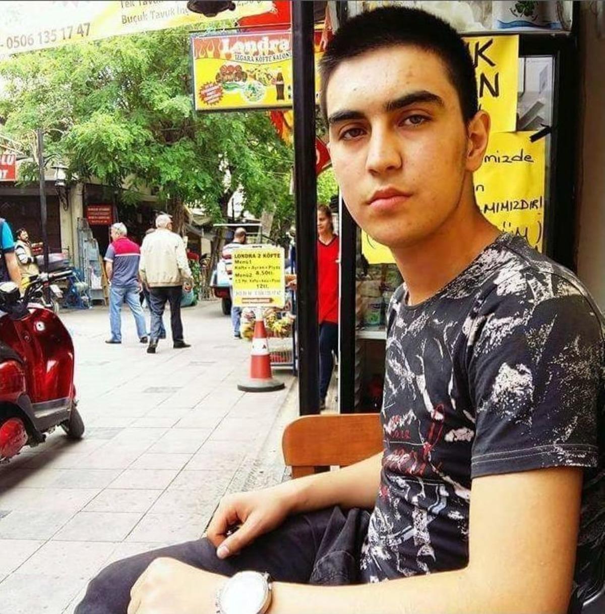 Arkadaşlarıyla Uyuşturucu İ&ccedil;en Gen&ccedil; Hayatını Kaybetti