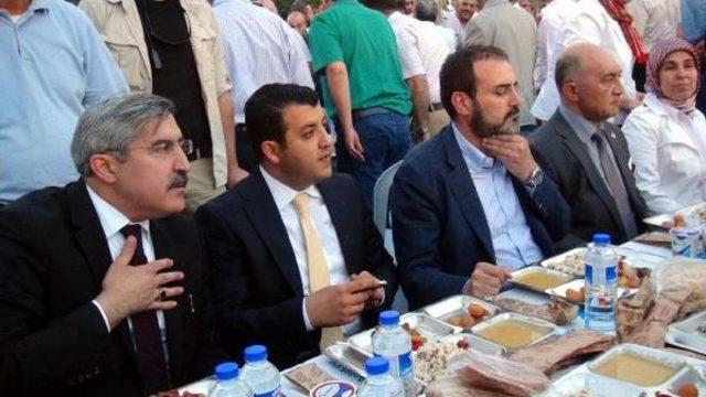 Ak Parti S&ouml;zc&uuml;s&uuml; Mahir &Uuml;nal: Sıkıntıların Aşılması I&ccedil;in En &Ouml;nemli Şey, G&uuml;&ccedil;l&uuml; Lider 3