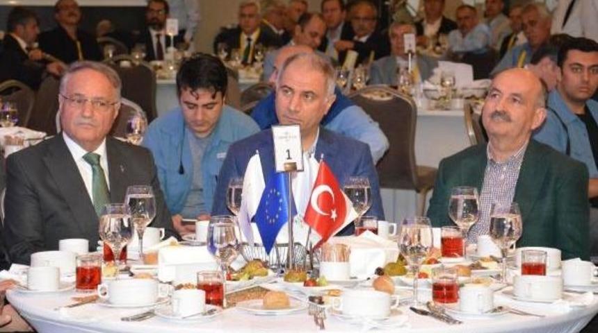 Bakan M&uuml;ezzinoğlu'ndan Bağ-Kur&rsquo;Lu Esnafa Sağlık D&uuml;zenlemesi M&uuml;jdesi