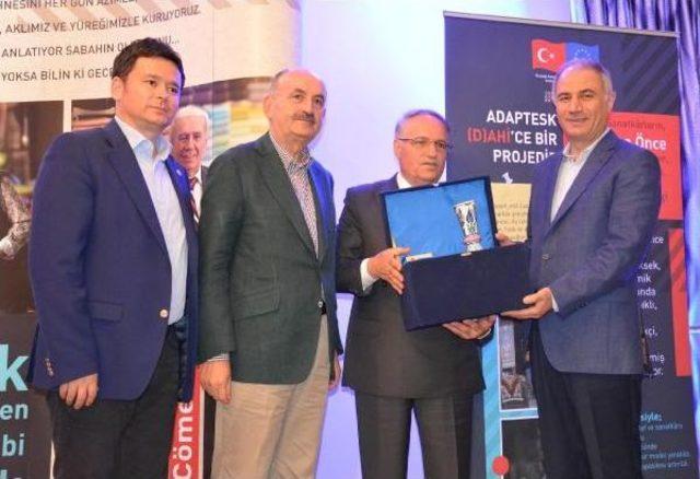 Bakan M&uuml;ezzinoğlu ndan Bağ-Kur&rsquo;Lu Esnafa Sağlık D&uuml;zenlemesi M&uuml;jdesi 2