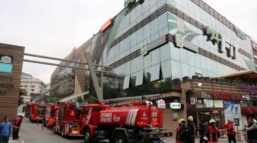 Ortak&ouml;y'de Avm'de Yangın Alarmı//fotoğraflar