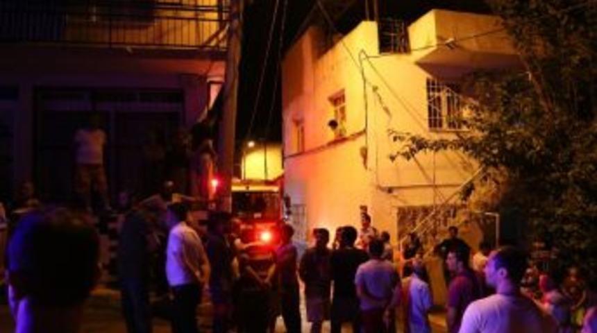 İzmir&rsquo;de Korkun&ccedil; İnfaz: 3 &Ouml;l&uuml;