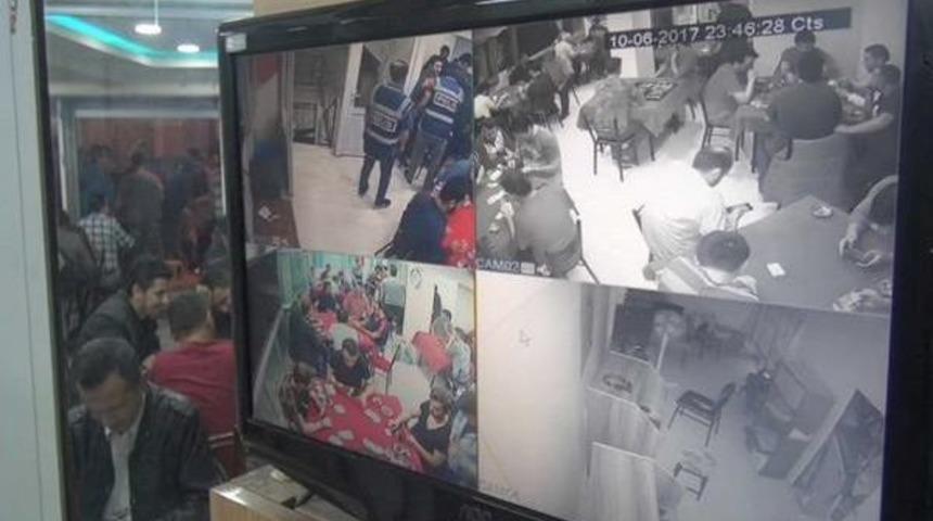 Polisten 'tombala Operasyonu'