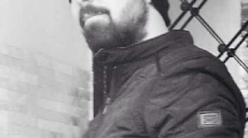 3 Kişiyi &Ouml;ld&uuml;rd&uuml;kten Sonra Evi Ateşe Verdiler