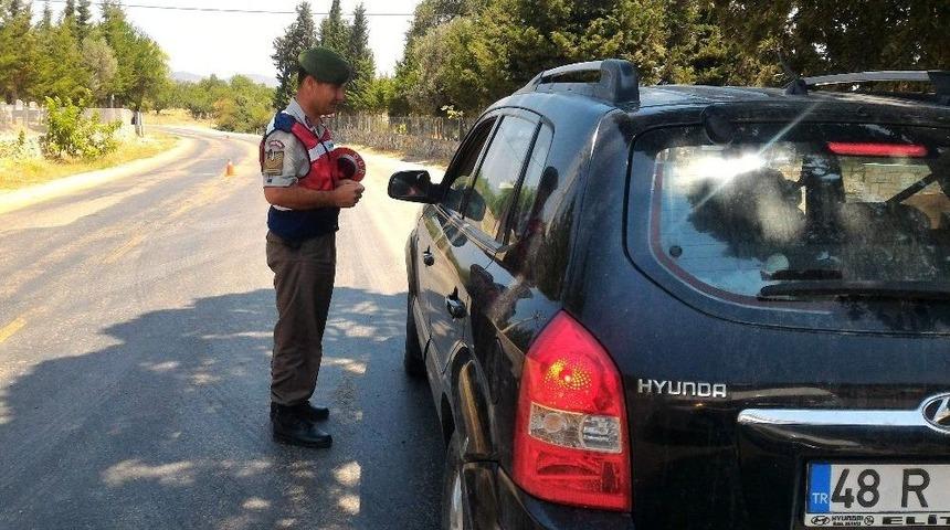 Dat&ccedil;a Jandarması Denetimlerine Aralıksız Devam Ediyor