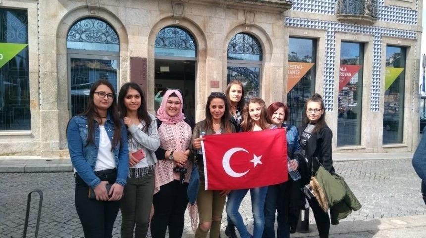 Z&uuml;beyde Hanım&rsquo;ın &Ouml;ğrencileri Avrupa Stajından D&ouml;nd&uuml;