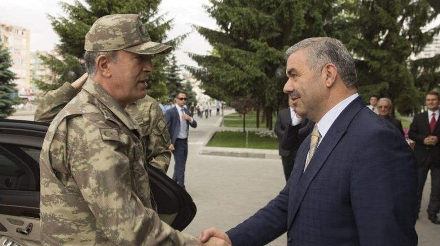 Genelkurmay Başkanı B&uuml;y&uuml;kşehir&rsquo;de