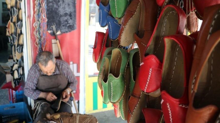 Sıcak Yaz Aylarında Rengarenk Yemeni D&ouml;nemi