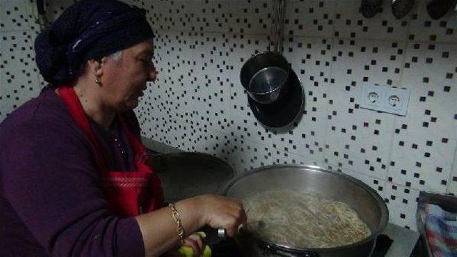 Kars'ın Yöresel Iftar Menüsü: Kaz Eti Ve Erişte Pilavı