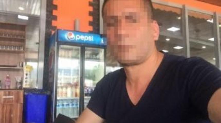 Otomobil Ve Bisiklet S&uuml;r&uuml;c&uuml;s&uuml;n&uuml;n Yol Kavgası: 2 Yaralı