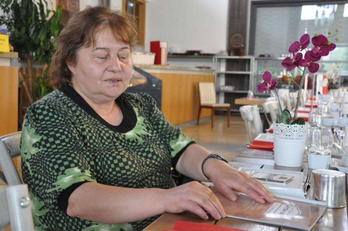 G&ouml;rme Engelliler İ&ccedil;in Hazırlanan &Ouml;zel Men&uuml; Hizmete Girdi