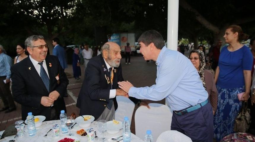 B&uuml;y&uuml;kşehir&rsquo;den Şehit, Gazi Aileleri Ve Yetim &Ccedil;ocuklar İ&ccedil;in İftar Yemeği