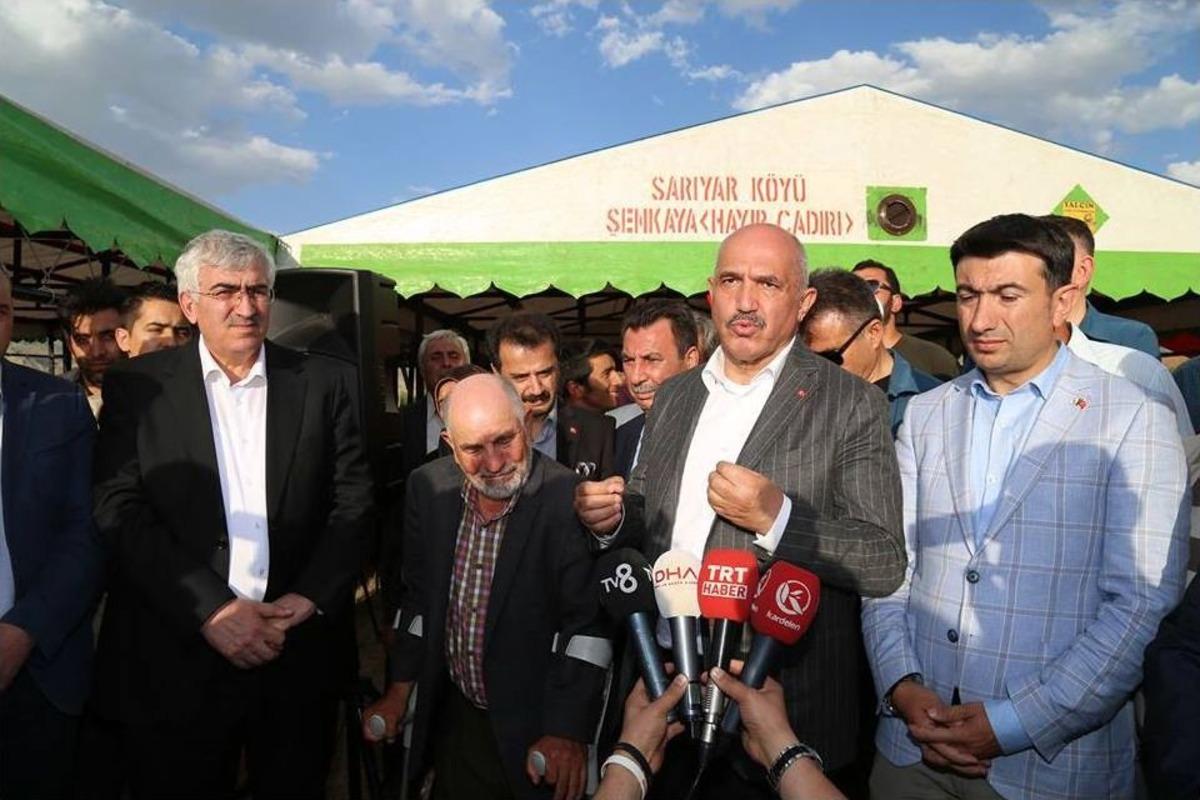 Nusret K&ouml;y&uuml;ne Cami Ve K&uuml;lliye Yaptırıyor