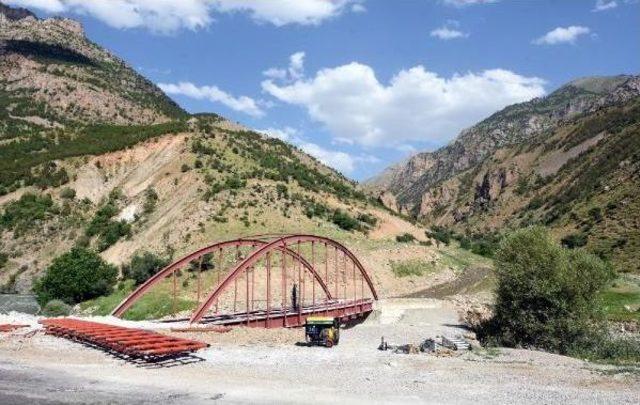 Pkk'nın Eylem Için Kullandığı Köprüye Operasyon