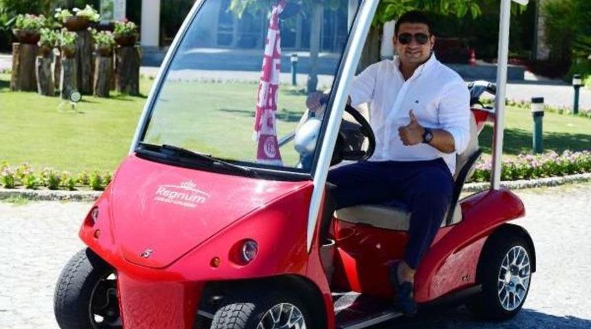 Antalyaspor Başkanı &Ouml;zt&uuml;rk: Şampiyonluk Yarışında Yer Almayı Hedefliyoruz