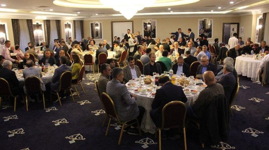 Kocaeli Anadolu İlleri Dernekleri Birliği&rsquo;nden İftar Yemeği
