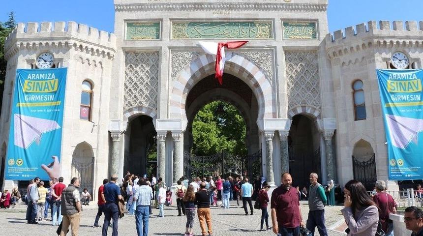 Bu Sınav Da 1 Yıl Ertelenen Hayallere Sahne Oldu