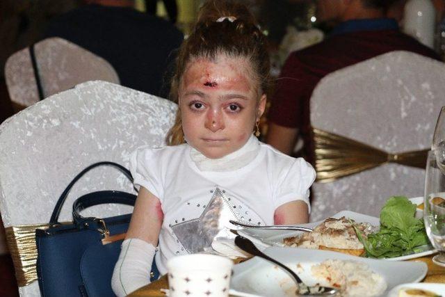 &Uuml;nl&uuml;ler Kelebek &Ccedil;ocuklar İ&ccedil;in S&ouml;yledi 1