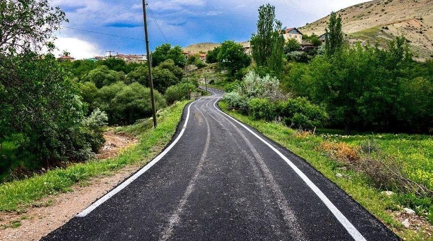 Hekimhan&rsquo;da 4 Mahallenin Yolu Asfaltlandı