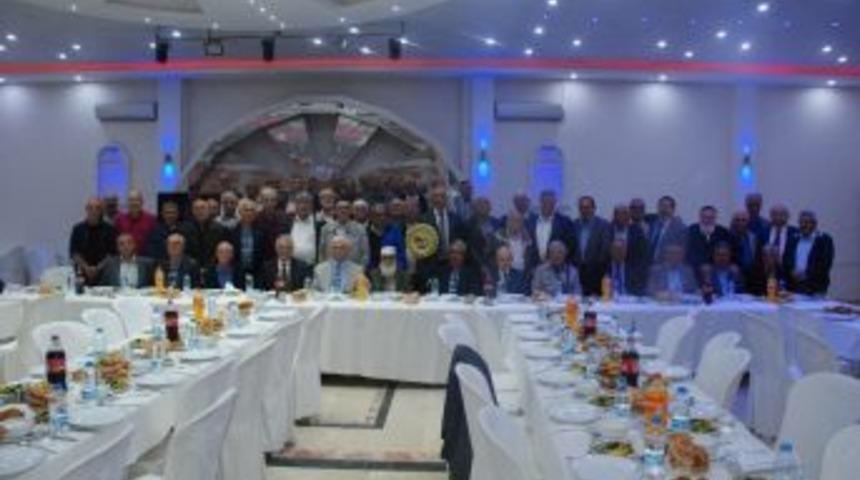 Demiryolunda 50 Yıllık Dostlar İftarda Buluştu