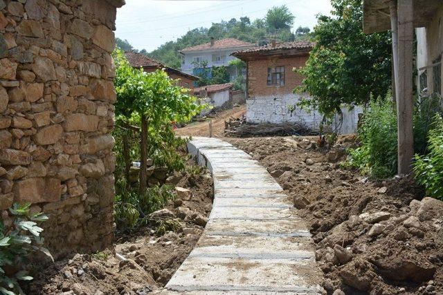 Manisa&rsquo;nın 15 İl&ccedil;esindeki Derelerin 55 Noktasına Menfez Yapılacak 1