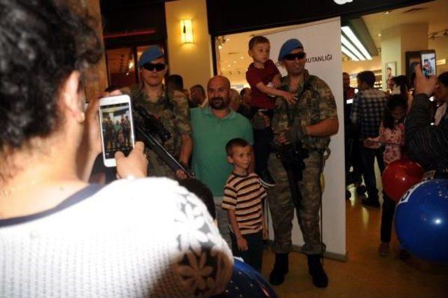 Tokat ta J&ouml;h Timleri &Ccedil;ocukların Ilgi Odağı Oldu 3