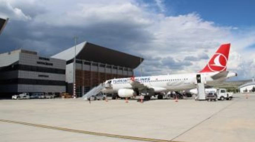 Batman&rsquo;da 187 Bin 792 Yolcu U&ccedil;tu