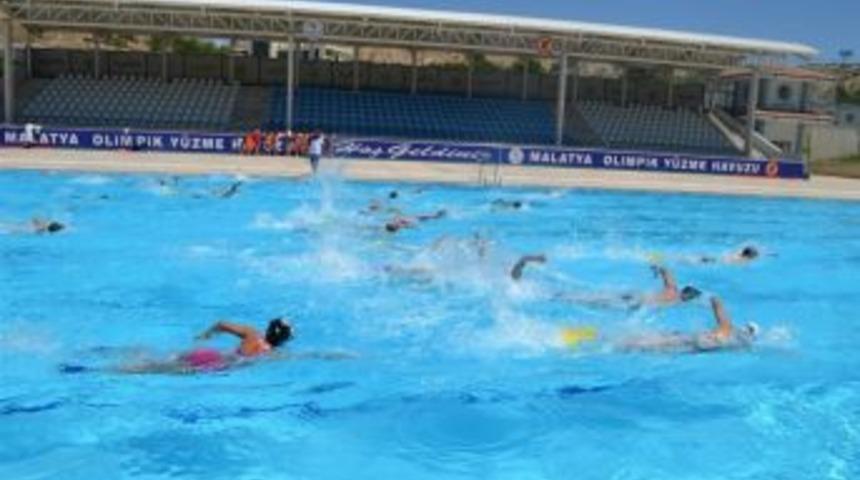 Olimpik Havuz Sezonu A&ccedil;ıyor