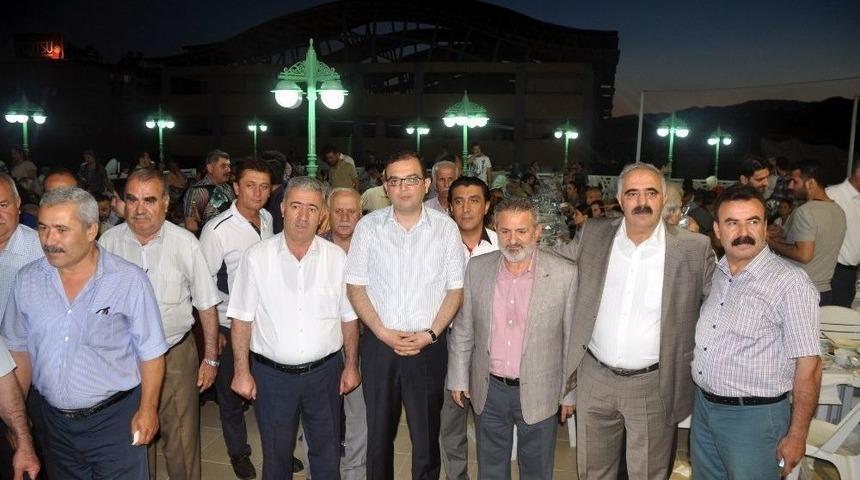 Nazilli&rsquo;de Protokol Ve Esnaf İftarda Buluştu