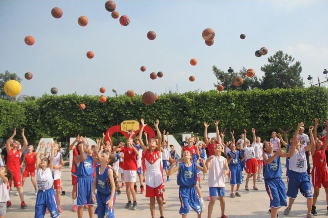 Botaşspor&rsquo;lu &Ccedil;ocuklardan "toplu" Eylem