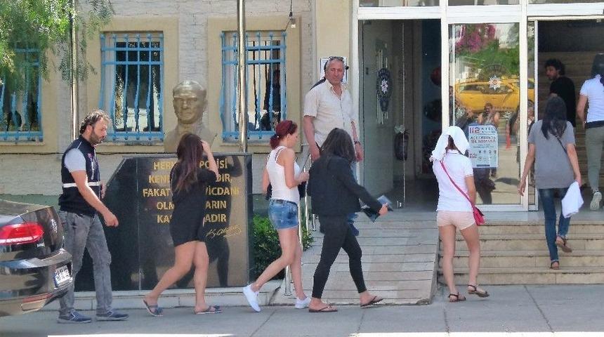 Bodrum&rsquo;da Fuhuş Operasyonu: 8 G&ouml;zaltı