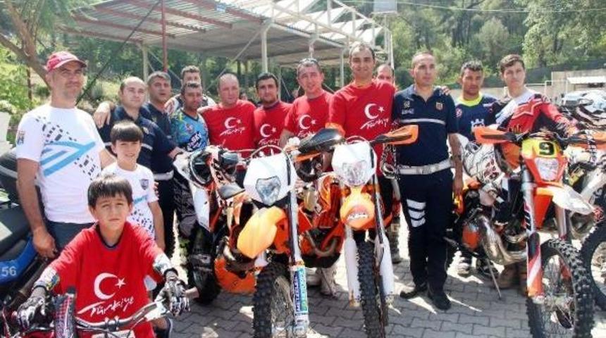 Jandarmanın Kuruluş Yıld&ouml;n&uuml;m&uuml;nde Motosikletli Kutlama
