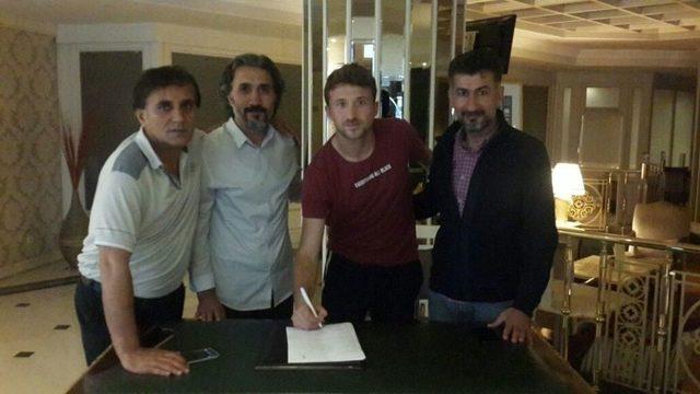 Van B&uuml;y&uuml;kşehir Belediyespor Transfere Hızlı Başladı 1