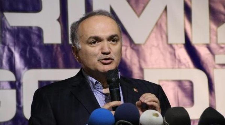 Bakan &Ouml;zl&uuml;'den Zeytin Ağa&ccedil;ları Eleştirilerine Tepki